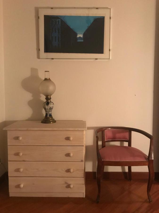 Apartament La Casa Del Melograno Alba  Zewnętrze zdjęcie