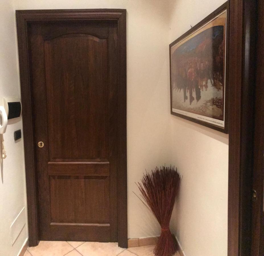 Apartament La Casa Del Melograno Alba  Zewnętrze zdjęcie