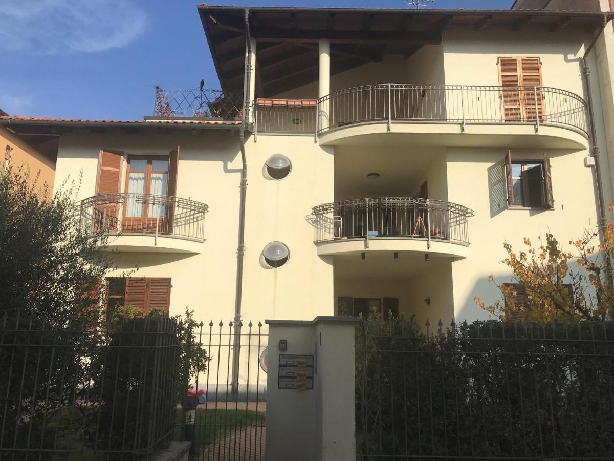 Apartament La Casa Del Melograno Alba  Zewnętrze zdjęcie