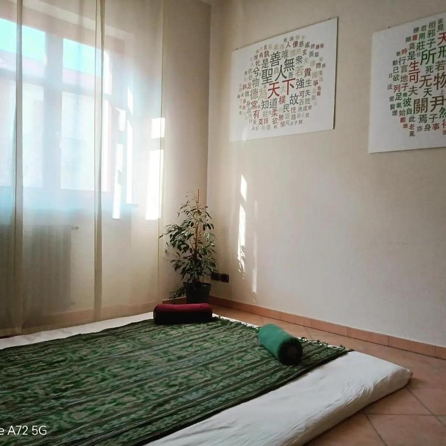 Apartament La Casa Del Melograno Alba  Zewnętrze zdjęcie