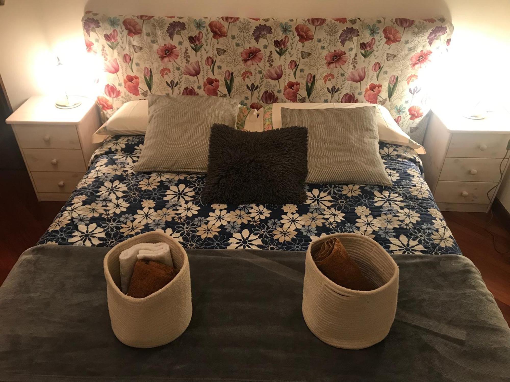 Apartament La Casa Del Melograno Alba  Zewnętrze zdjęcie